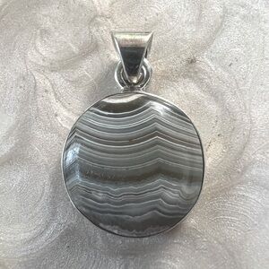 Gorgeous 925 Sterling and Botswana Agate Pendant, NWOT